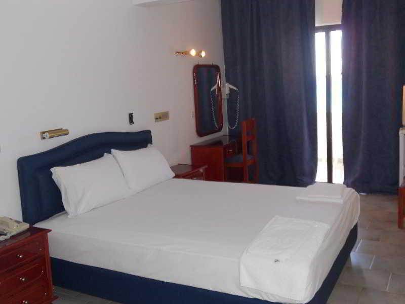 Mediterranean Hotel Karpathos Town  Exterior photo
